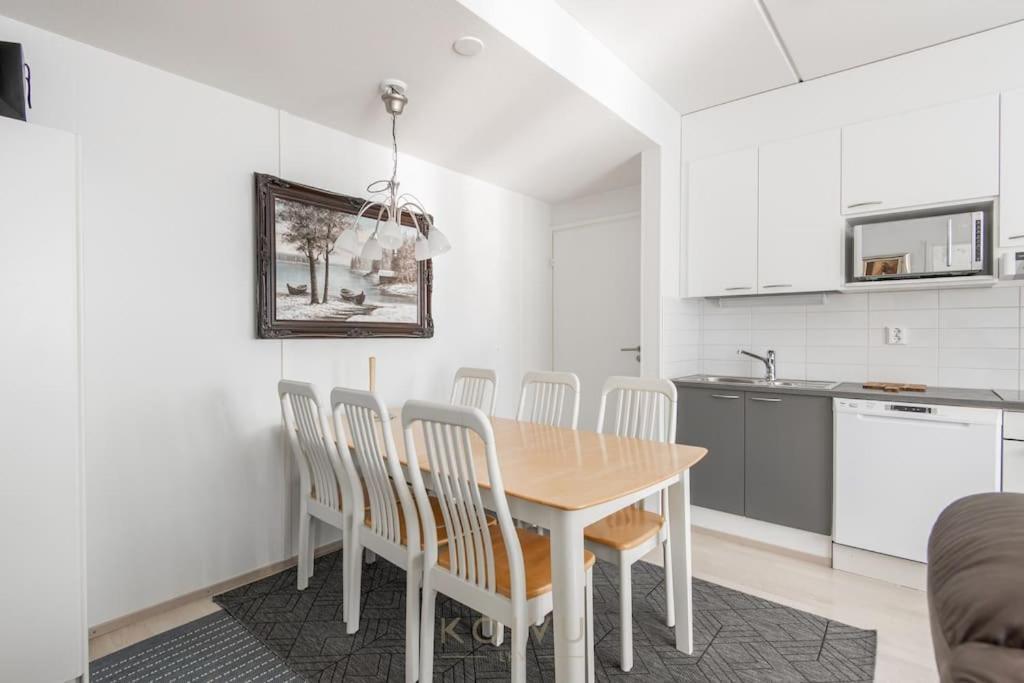 Kattoterassi Kolmiossa Keskusta Apartamento